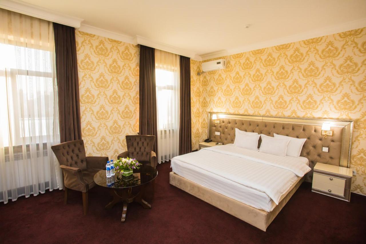 Hotel Grand Capital Ташкент Екстериор снимка