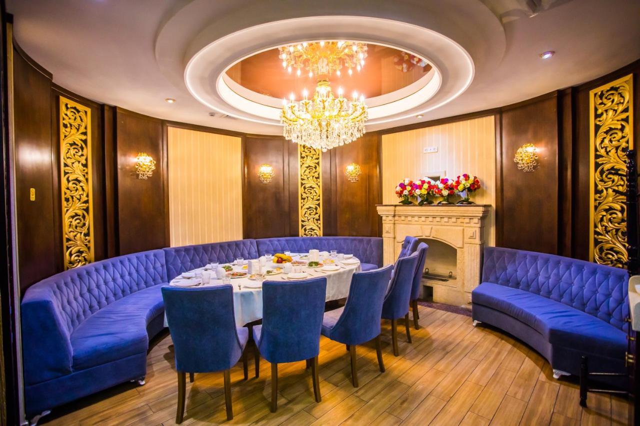 Hotel Grand Capital Ташкент Екстериор снимка